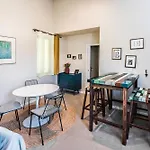 Апартаменты Domaine Sesquier Мезе