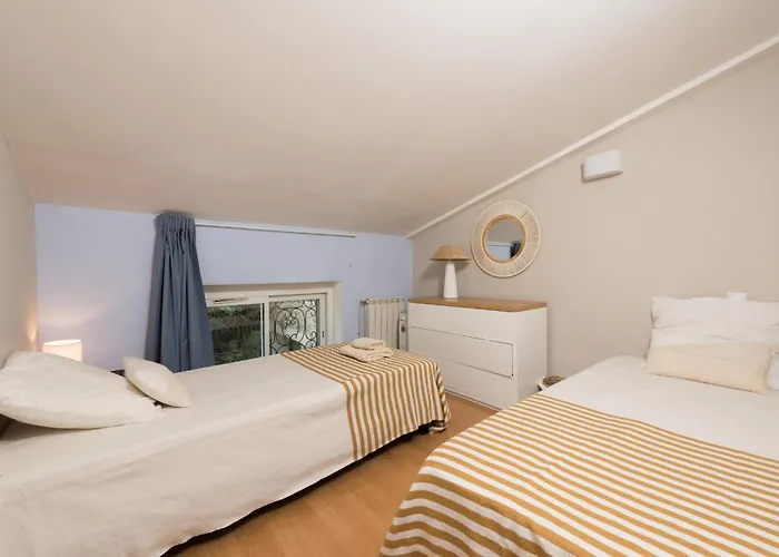 Domaine Sesquier Apartamento *
